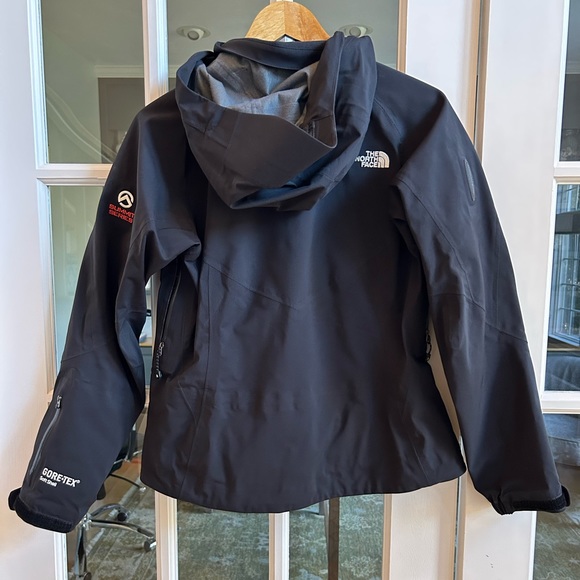 The North Face Summit Series Shell Jacket - Size S - Picture 2 of 8